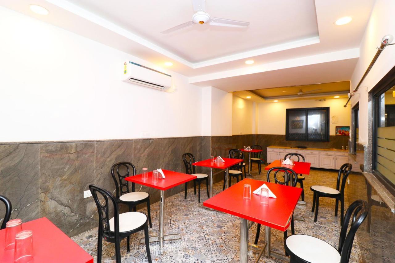 Hotel Belwood Suites - Near New Delhi Airport ภายนอก รูปภาพ