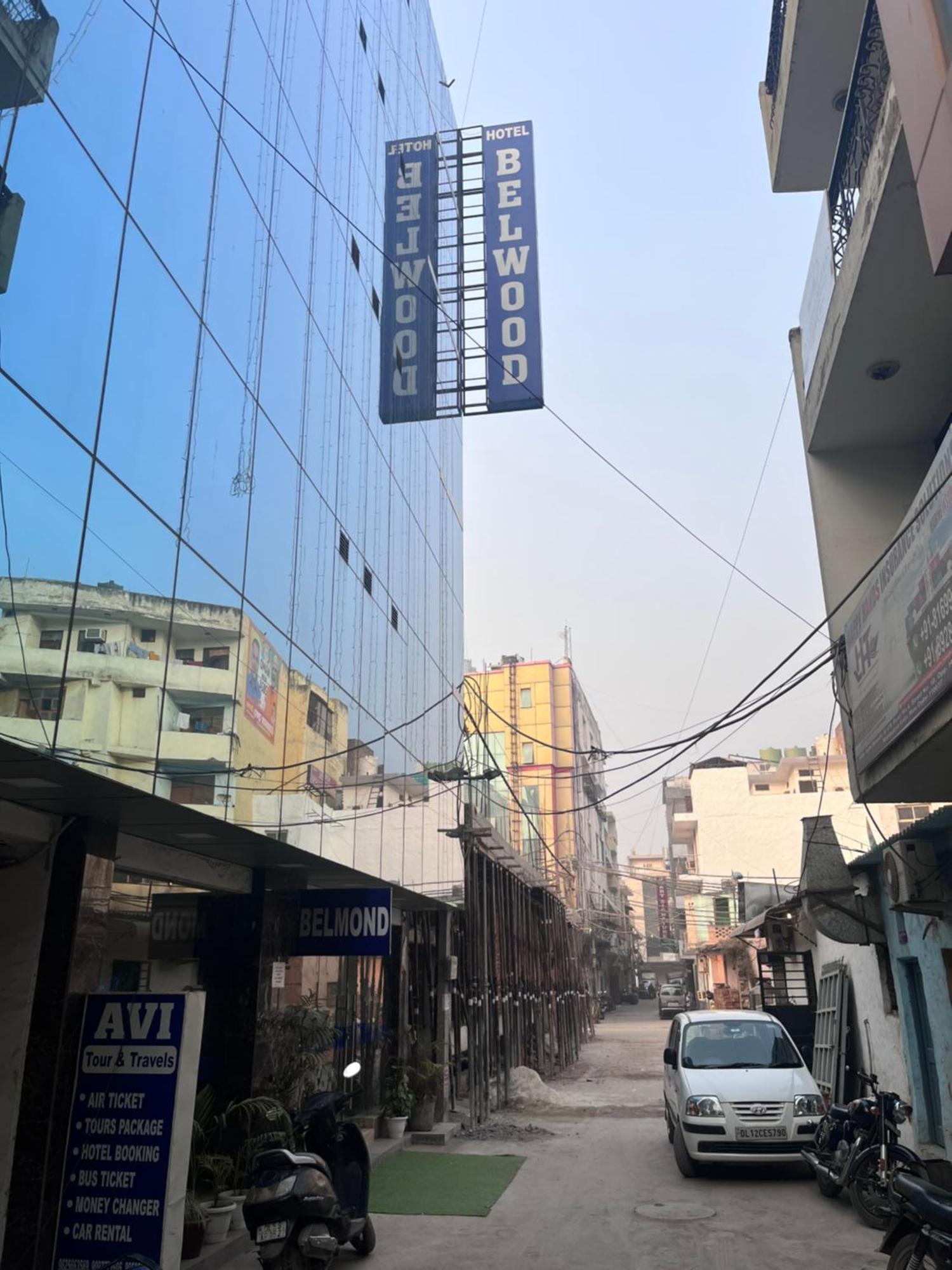 Hotel Belwood Suites - Near New Delhi Airport ภายนอก รูปภาพ